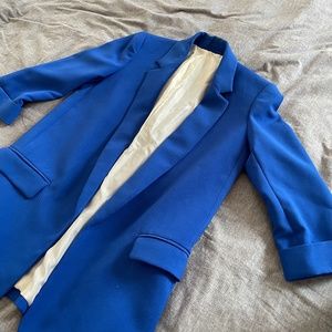 blue blazer (no buttons)